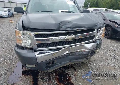 2007 Chevrolet Silverado 1500 Lt1 из США, поврежденный, VIN 1GCEC14C97Z574075